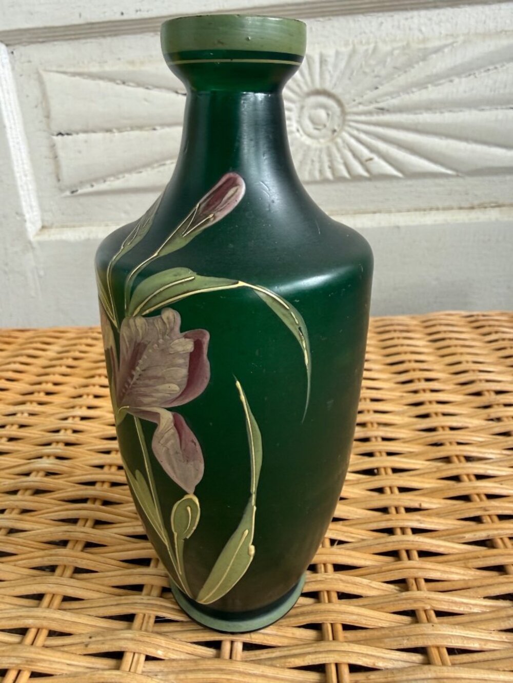 Antique 1910s Carl Goldberg Bohemian Art Nouveau Green Glass Vase Purple Flowers - Picture 8 of 10